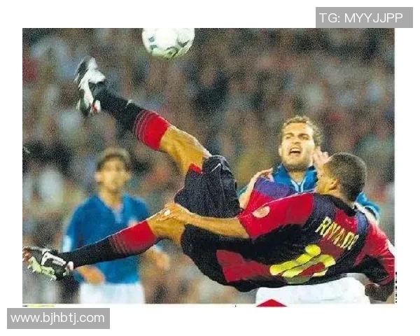 足球明星独特招牌动作助力球队赢得胜利的精彩瞬间解析 足球明星独特招牌动作助力球队赢得胜利的精彩瞬间解析