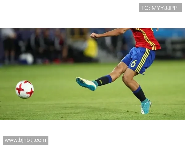 足球明星的足球袜选择揭秘及其对比赛表现的影响分析 足球明星的足球袜选择揭秘及其对比赛表现的影响分析