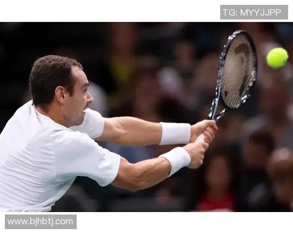 重庆网球队在大师赛积分榜上以90分稳居第一名展现强劲实力